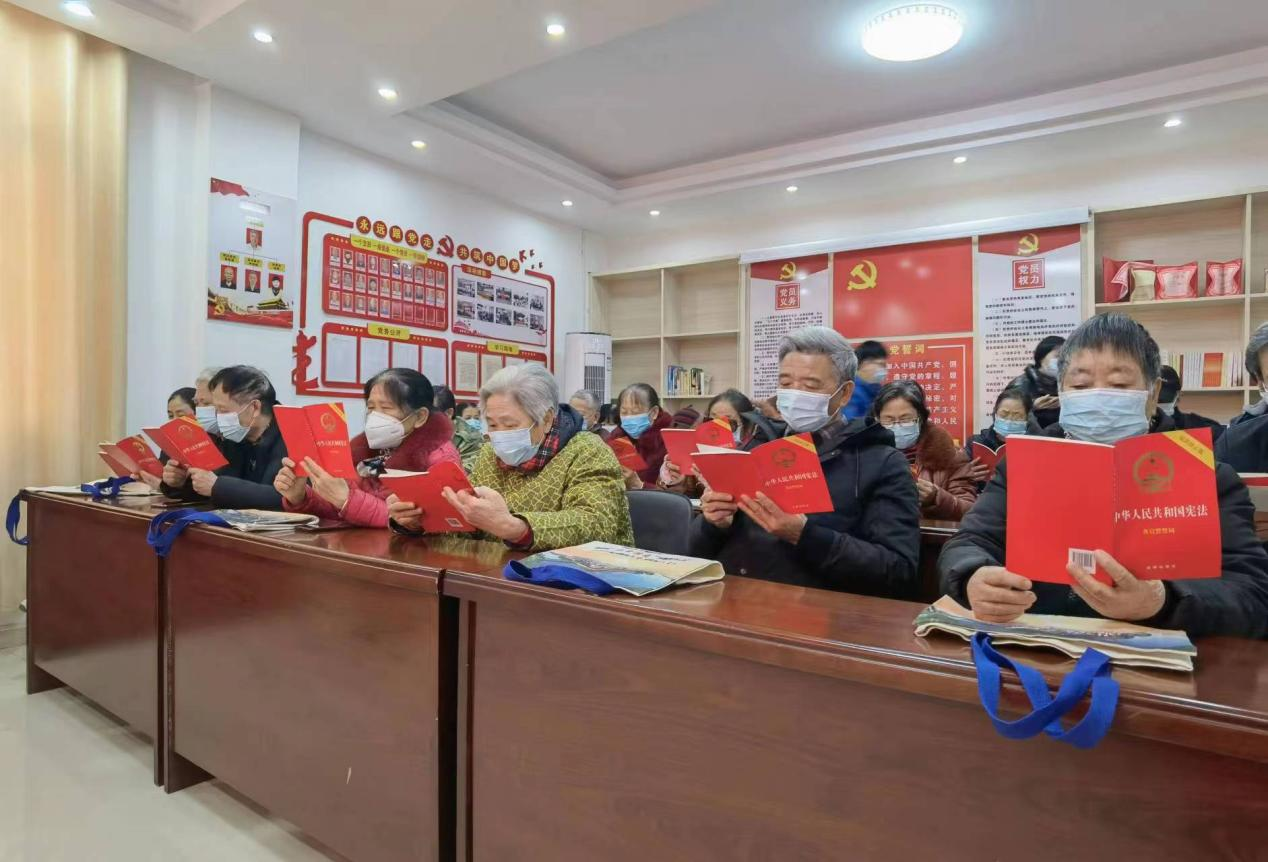 江南(中国)宪法宣讲团走进社区