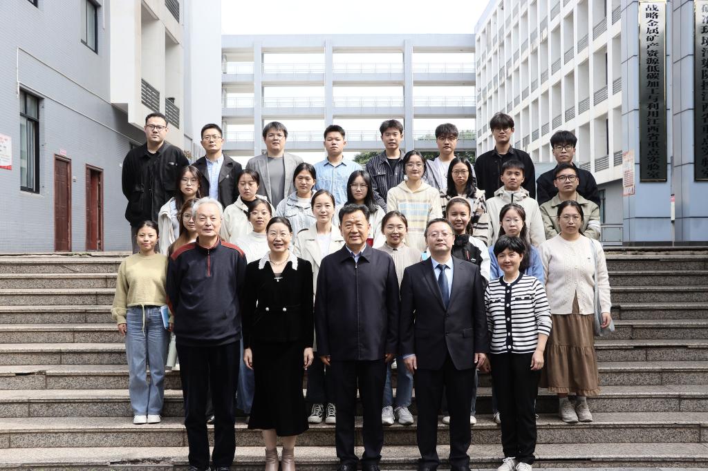 合影 (2).JPG